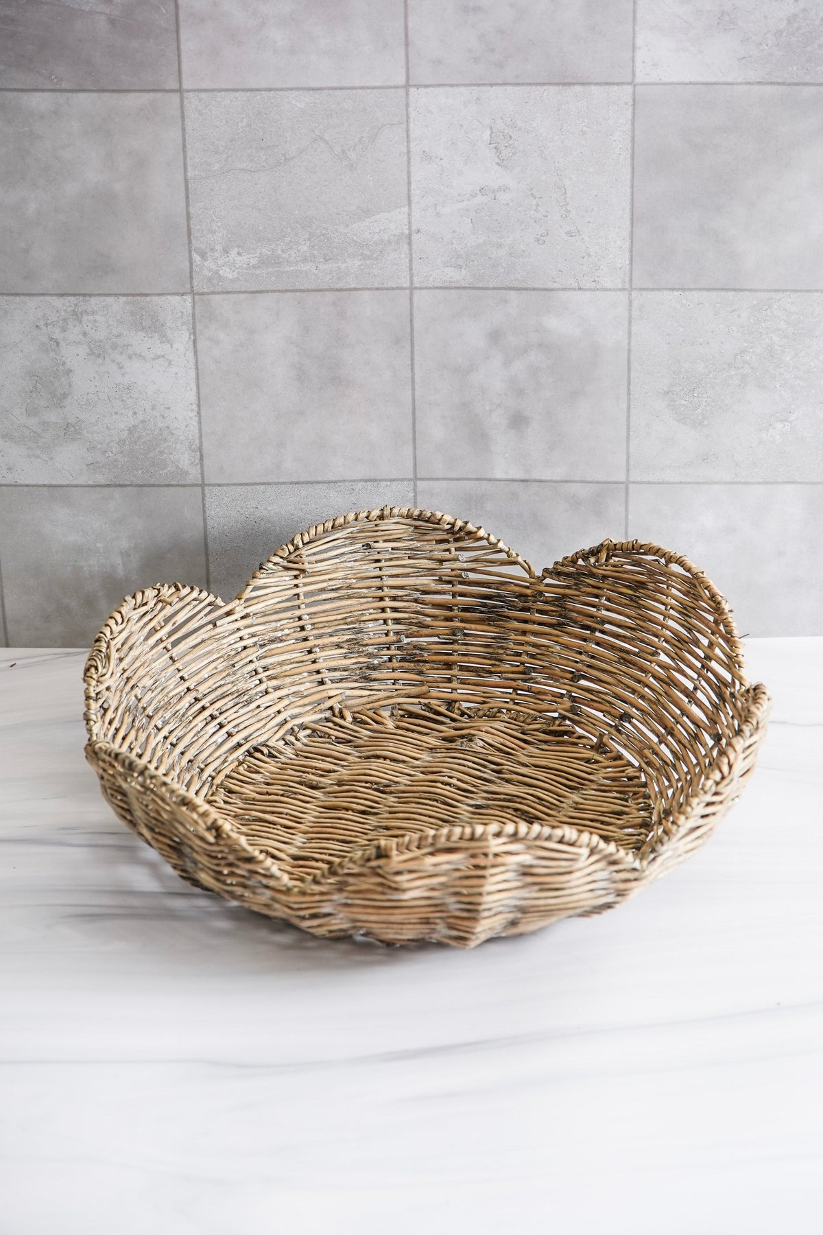 Gray Wash Woven Willow Scalloped Tray - Image 3