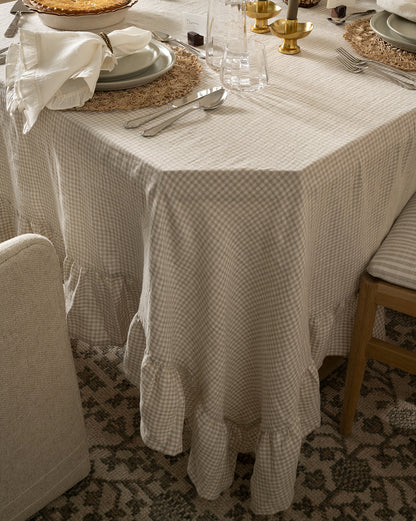 Linen Ruffle Tablecloth - Image 10
